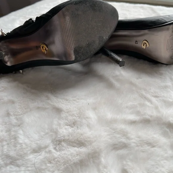 Rare spike adorned black booties size 42(11) - Picture 3 of 4